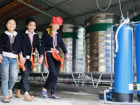 Quỹ Toyota Việt Nam bàn giao công trình nước sạch cho một trường Tiểu học tại Yên Bái