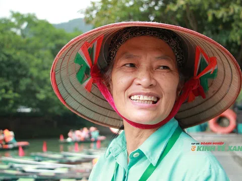 Bến đò Tràng An – nơi những mái chèo chở văn hóa Việt