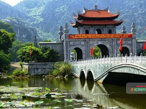 Ninh Bình - Từ vẻ đẹp nghìn năm đến giấc mơ du lịch bền vững (Bài 1): Giữ hồn Tràng An giữa cơn sóng thương mại hóa