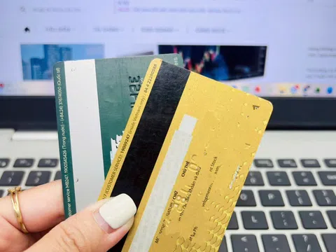 Số dư tài khoản dưới 500.000 đồng bắt đầu phải nộp phí