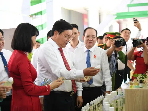 An Giang: Triển lãm thành tựu kinh tế - xã hội tỉnh chào mừng Đại hội đại biểu Đảng bộ tỉnh