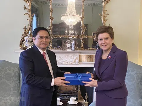 Thủ tướng Chính phủ Phạm Minh Chính gặp Thủ hiến Scotland Nicola Sturgeon