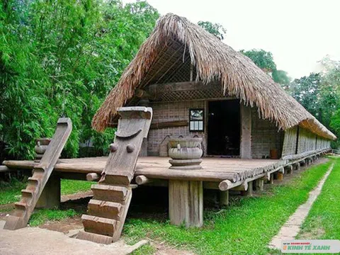 Nhà Dài: Sẽ còn mãi như tiếng chiêng ngân