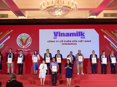 Vinamilk 28 năm liên tiếp giữ danh hiệu Hàng Việt Nam chất lượng cao