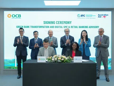 OCB cùng IFC ký kết thỏa thuận tư vấn chuyển đổi ngân hàng xanh