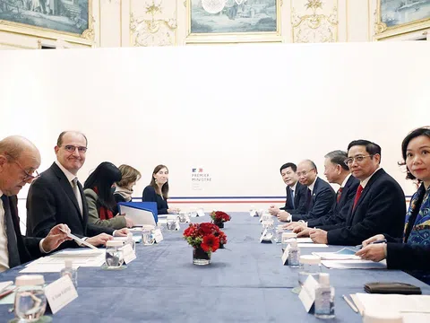 Thủ tướng Phạm Minh Chính hội đàm với Thủ tướng Pháp Jean Castex