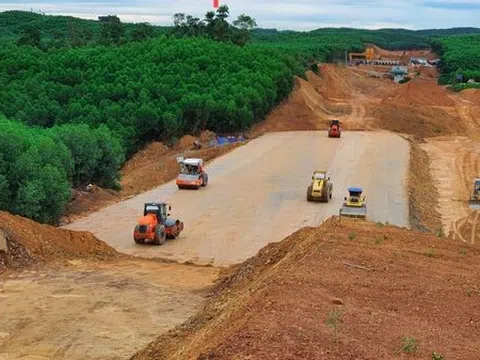 Tập đoàn xây dựng miền Trung bị chấm dứt thi công gói thầu cao tốc Mai Sơn- QL45 