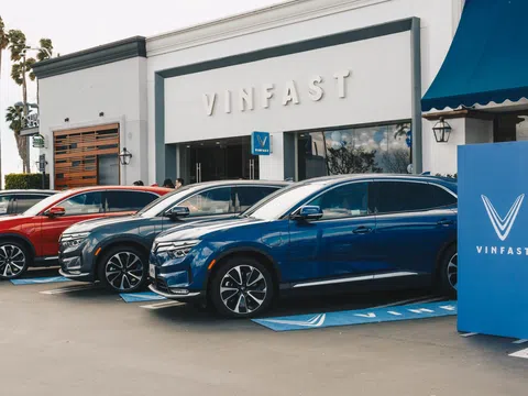Vinfast chính thức bàn giao 45 xe VF 8 City Edition đầu tiên cho khách hàng tại Mỹ
