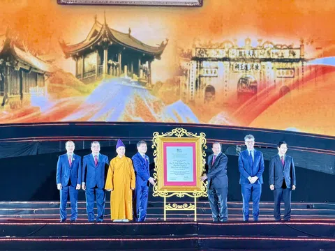 Quần thể di tích và danh thắng Yên Tử - Vĩnh Nghiêm - Côn Sơn, Kiếp Bạc là Di sản văn hóa thế giới