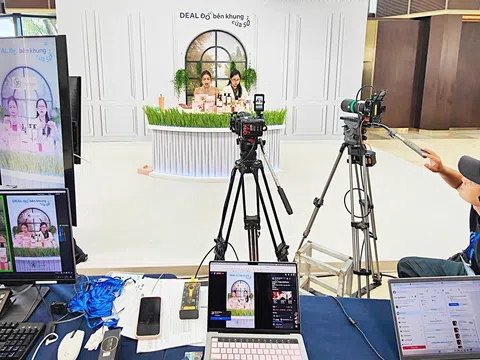 TikTok Shop tăng phí sàn 300%: Tiểu thương rơi vào thế “tiến thoái lưỡng nan”