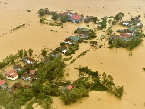 Khẩn trương miễn, giảm thuế cho người dân, doanh nghiệp bị thiệt hại do mưa lũ