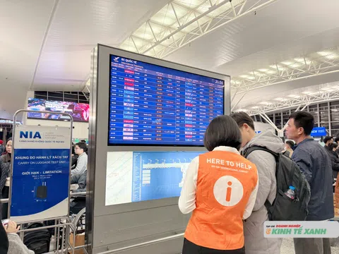 Thị trường vé máy bay Tết Nguyên đán “nóng” vì giá leo thang