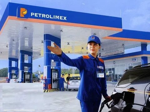 Petrolimex vừa chốt trả hơn 1.500 tỷ tiền cổ tức, cổ phiếu tăng kịch trần 2 phiên