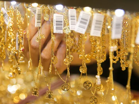 Giá vàng SJC tăng thêm 0,7 triệu đồng/lượng