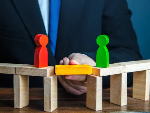 Tranh chấp trong hoạt động đầu tư kinh doanh sẽ được giải quyết thế nào?