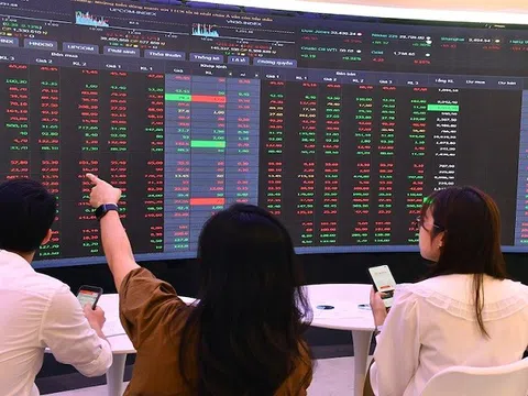 Hút vốn ngoại vào thị trường chứng khoán, nhìn từ đánh giá của tổ chức quản lý tài sản lớn nhất thế giới