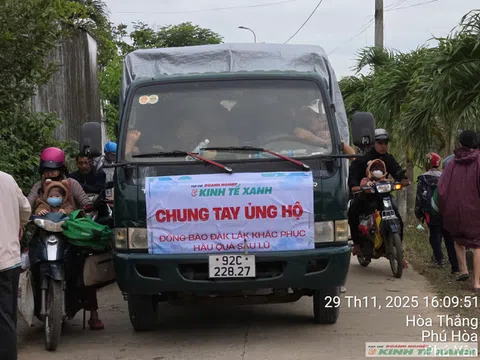 Chung tay sau lũ: Tạp chí Kinh tế Xanh hỗ trợ khẩn cấp lương thực cho người dân Đắk Lắk