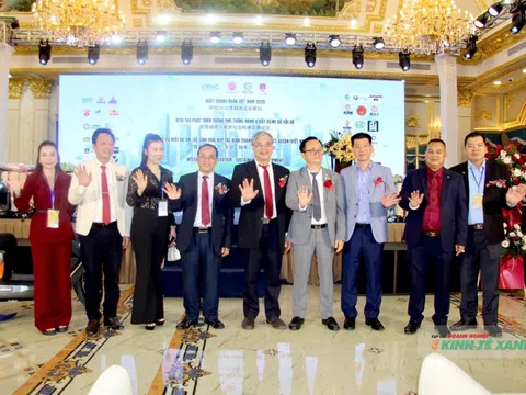 Diễn đàn Doanh nhân Quốc tế 2025: Việt Nam khẳng định vị thế trong hợp tác đầu tư và công nghệ xanh