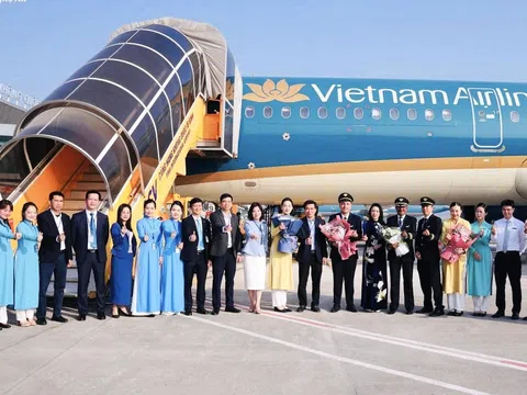 Sân bay Vinh hoạt động trở lại sau hơn 5 tháng tạm dừng khai thác để nâng cấp, sửa chữa