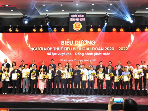 Bộ Tài chính vinh danh 138 doanh nghiệp nộp thuế tiêu biểu giai đoạn 2020-2022