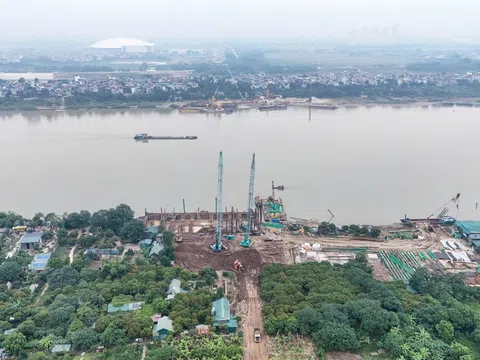 Cầu Tứ Liên trước áp lực tiến độ khi giải phóng mặt bằng còn “nút thắt”