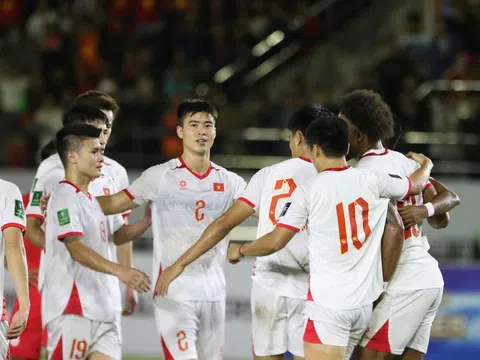 Xuân Son ghi bàn trong ngày tái xuất, đội tuyển Việt Nam thắng Lào trên sân khách