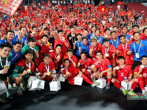 Những khoảnh khắc đầy cảm xúc khi đội tuyển U22 Việt Nam giành huy chương vàng SEA Games 33