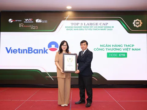 VietinBank lọt Top 3 doanh nghiệp niêm yết có hoạt động quan hệ nhà đầu tư yêu thích nhất 2023