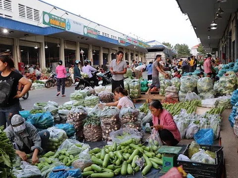 Tp. Hồ Chí Minh dự kiến mở lại chợ đầu mối và dịch vụ ăn uống tại chỗ từ ngày 1/11