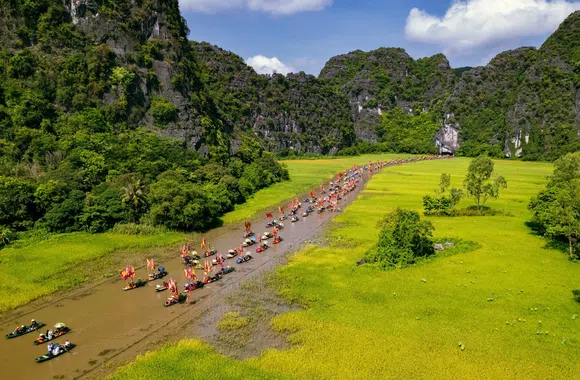 Ninh Bình: “Kích hoạt” du lịch xanh từ những di sản ngàn năm