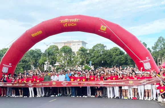 Đắk Lắk cùng cả nước nối dài những bước chân xanh