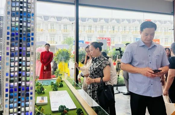 Người trẻ chấp nhận thuê nhà trung tâm giá cao hơn về vùng ven mua nhà?