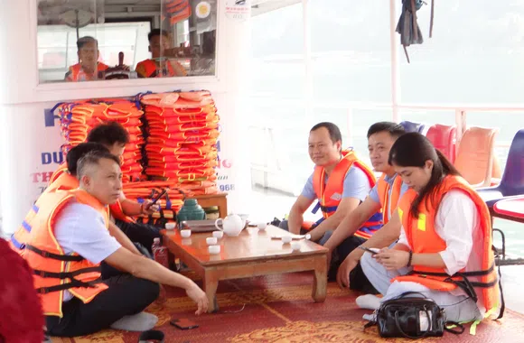 Đầu xuân ở Hồ Hòa Bình