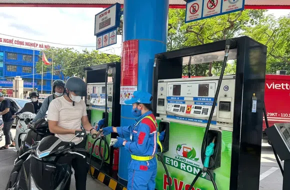 Thị trường xăng E10 bước vào giai đoạn triển khai rộng, áp lực nguồn ethanol gia tăng