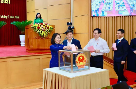 ​Quảng Ninh thông qua 24 Nghị quyết quan trọng tại kỳ họp thứ 6, HĐND tỉnh khóa XV