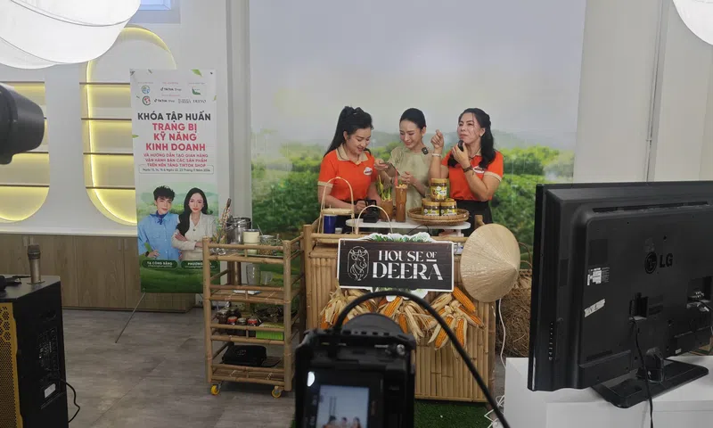 Kinh doanh online nhiều nền tảng: Hộ bán hàng cần hiểu gì về cách kê khai và quyết toán thuế?