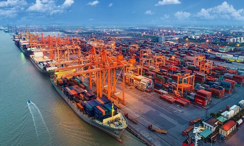 Chính phủ đặt mục tiêu GDP 6 tháng cuối năm 2026 tăng gần 12% để đạt tăng trưởng hai con số