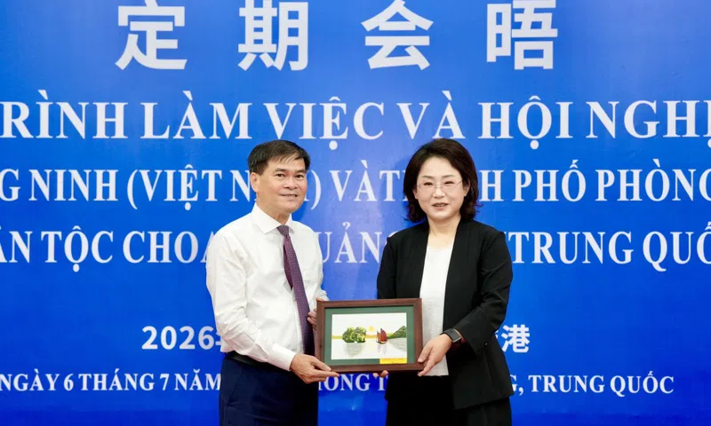 Thúc đẩy kết nối hạ tầng chiến lược, phát triển kinh tế xuyên biên giới giữa Quảng Ninh và Phòng Thành Cảng (Trung Quốc)